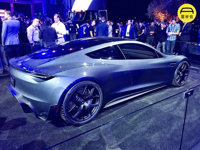 特斯拉最强超跑联动 spacex,年内亮相|马斯克|推进器|特斯拉_新浪新闻