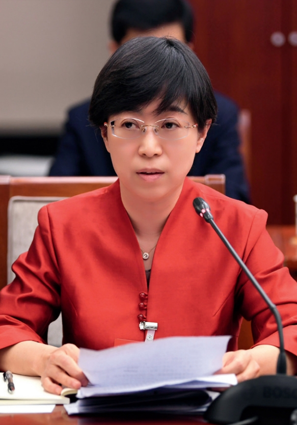 记者   张兵△刘艳玲全国政协委员"中医生活化"造福全民身心健康