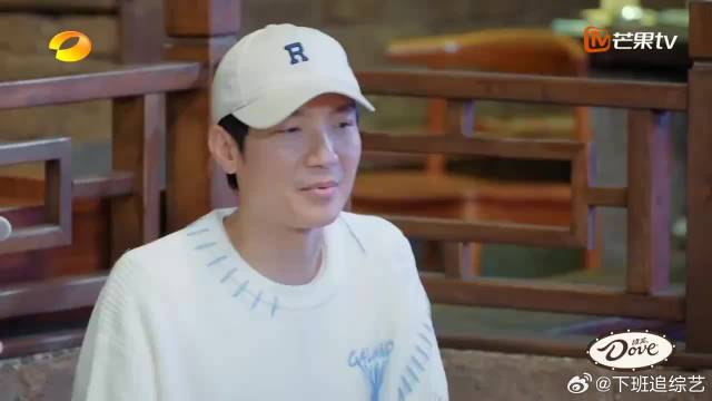 哥几个要自己贴饼栎鑫没贴好陆虎你有点漏财