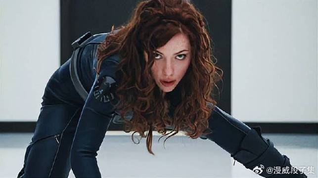 寡姐终于上线了 单挑一整个保安队,打趴一群特种兵