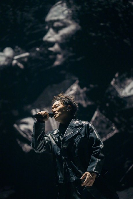 eason什么实力不必多说了吧 …|陈奕迅|演唱会|eason_新浪新闻