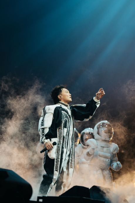 陈奕迅_新浪新闻