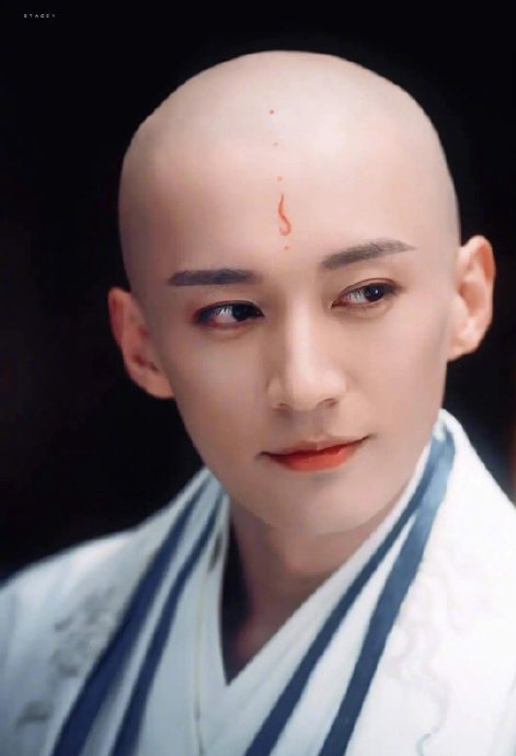 刘学义《少年歌行》360度圆脑袋,在我这,算最帅和尚了 光头造型都扛住