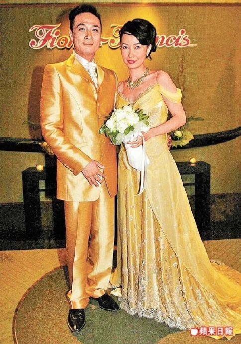 吴镇宇竟然跟老婆办了四次婚礼……|吴镇宇|婚礼|演艺圈_新浪新闻