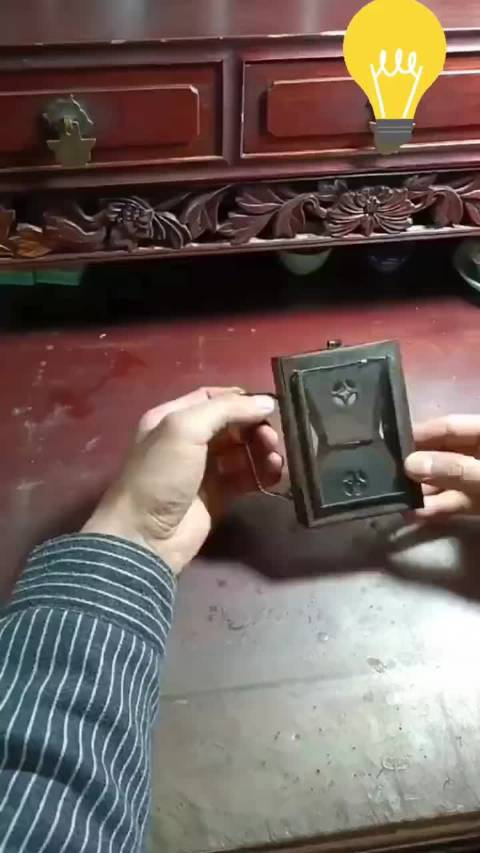 老祖宗的智慧不服不行清末便携式折叠手照手电筒的前身气死风灯