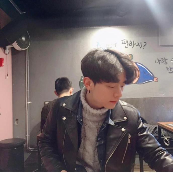 "恋综混子"朴宰亨ins公开,头像都能看得出草莓少爷好超前的精神状态