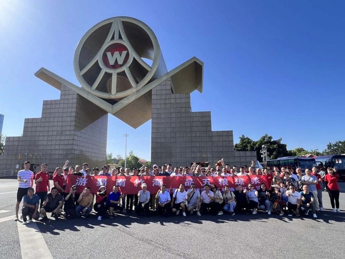 五粮液旗下高端文创品牌真龙天子承续辉煌开拓品牌新纪元