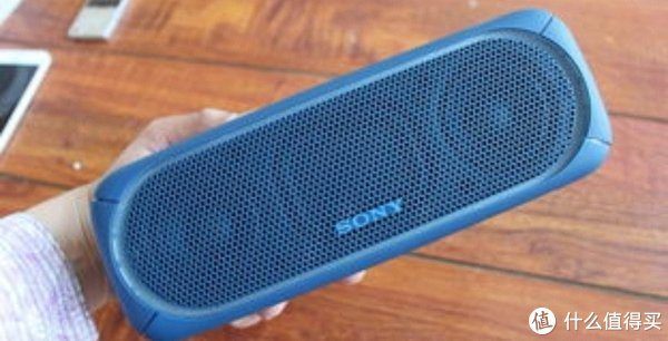 索尼srsxb30无线扬声器让声音可以发光