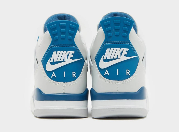 越看越上头今年白蓝aj4官图来了