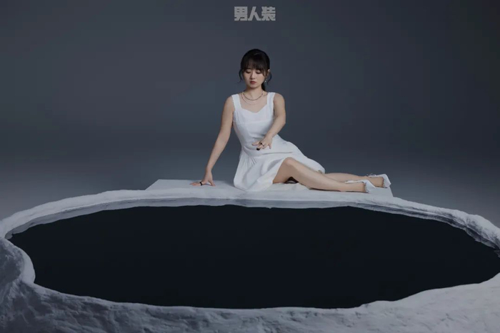 三月刊封面女郎 | 战鹰