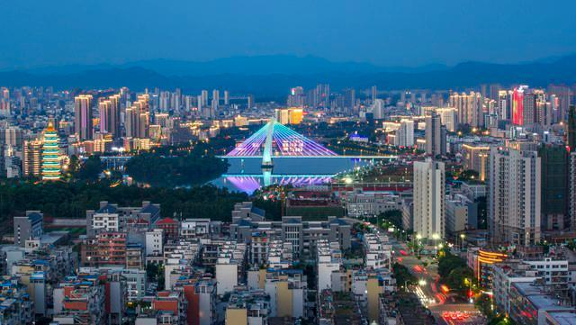 读书中部城市崛起的中国意义