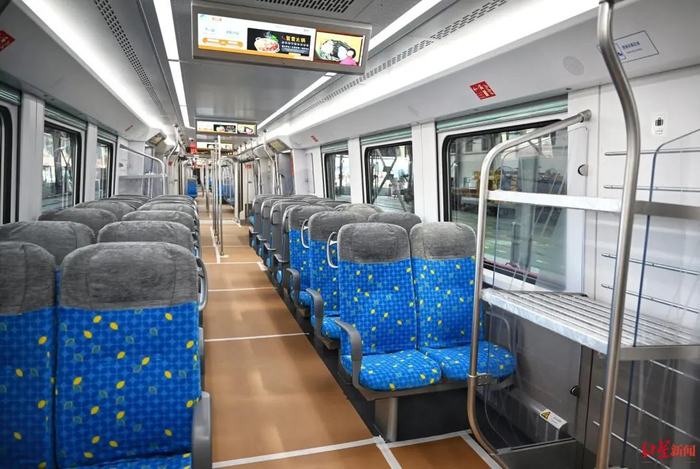 ▲轨道交通资阳线列车内部