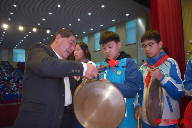 博山一中非遗文化进校园博山锣鼓响起来