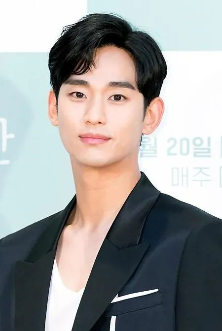 韩娱现状一半人追着柳俊烈骂另一半重新爱上了自律的金秀贤