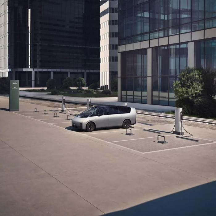 理想5C超级充电站