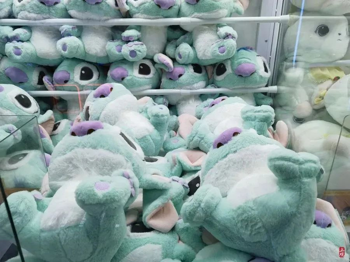 ▲ 部分娃娃属于“三无”产品