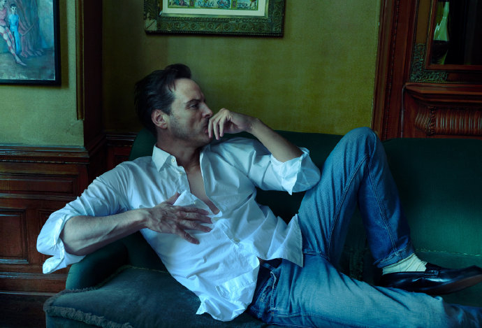 莫娘为《vogue》4月刊拍摄爆帅新写真!|写真|拍摄|彩虹_新浪新闻