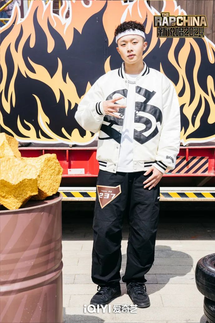 独家凶狠凯蒂ash1新说唱成功晋级