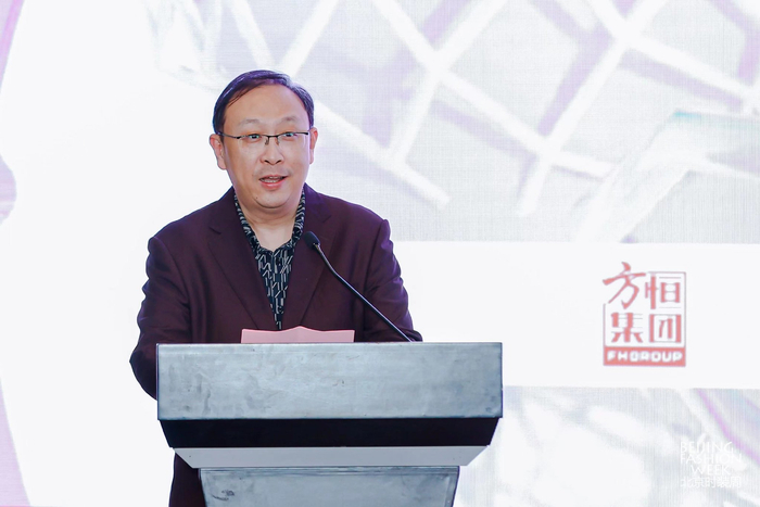 北京时装周组委会主席团主席，北京时尚控股有限责任公司党委书记、董事长顾伟达。受访者供图