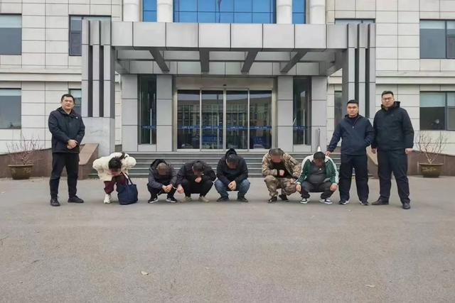 民警|犯罪团伙|洗钱_新浪新闻