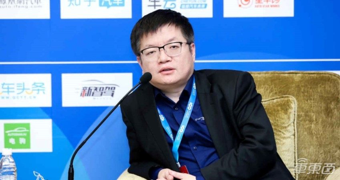 车东西对话商汤科技联合创始人王晓刚正探索多模态大模型自动驾驶方案