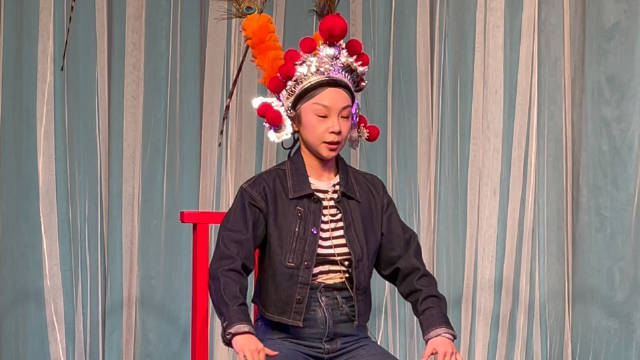 吴思表演昆曲《白兔记·咬脐郎》第四场片段