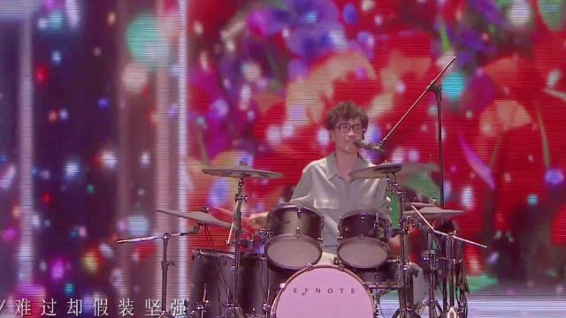 周传雄打唱版花香周传雄打鼓缓缓升起来的时候太让人惊喜了