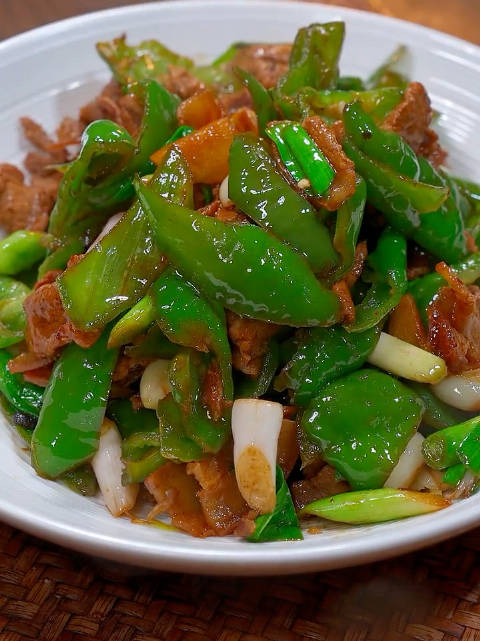 小炒肉像我这样做,比饭店做的还好吃!_手机新浪网