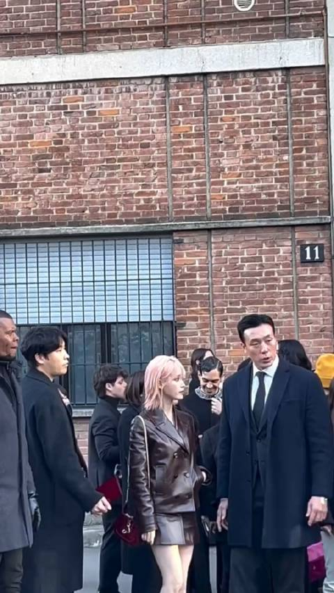 iu保镖很帅但太有爱心了