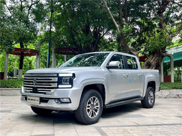 76%top2:江铃大道长城炮的销量虽然跟去年同期比有所下降,但市占率却