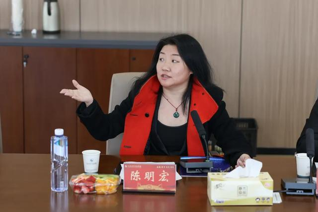 武汉工程科技学院举行数字经济智能会计产业学院商科院长论坛