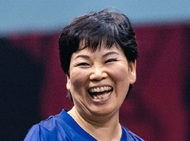 60岁倪夏莲刚夺女单冠军,背靠背继续参赛,或再次捧杯|倪夏莲_新浪新闻