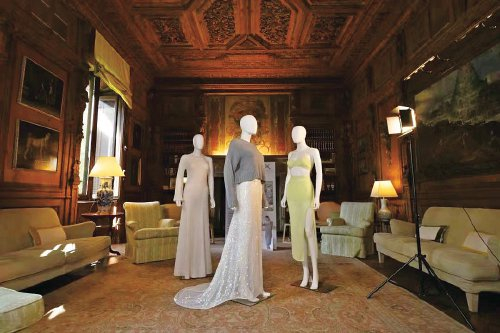 　　清河羊绒时装在米兰展出。　资料图