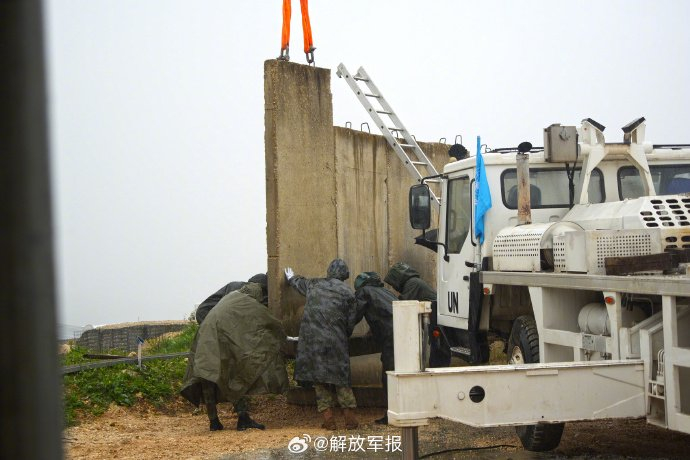 我赴黎维和部队在黎以边境附近施工|加纳|维和|维和部队_新浪新闻