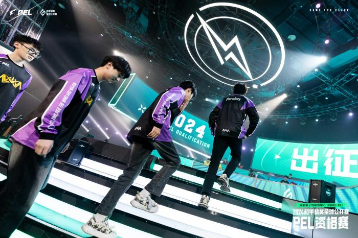 和平精英选手paraboy:山顶之上,攀缘不休|亚运会|上海|春季赛_新浪