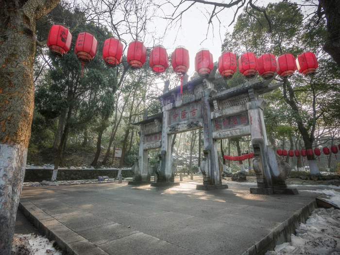 在历史现场中寻找更真实的三国