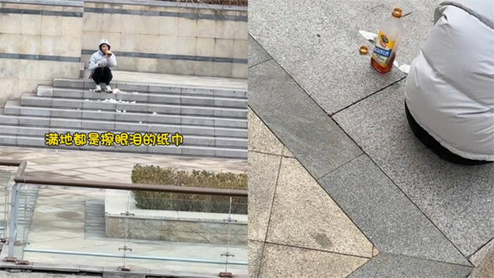 小姐姐独坐台阶饮酒消愁男子借机安慰走近懵圈递纸巾扭头跑路