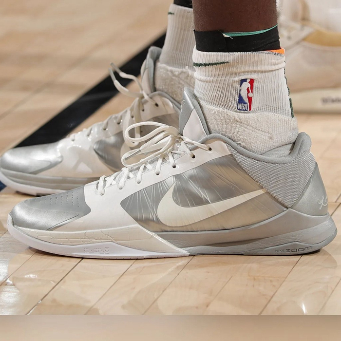 nba 球鞋合集!疯狂三月开战!球星集体上脚大学 pe!