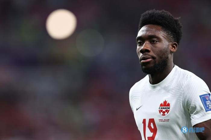 他保持沉默没有回答|加拿大|安东尼·戴维斯|拜仁_新浪新闻