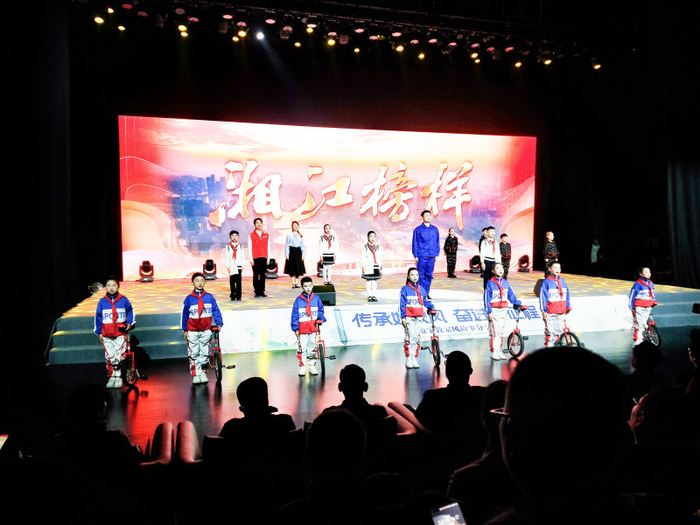 身边人讲述身边事,这场家庭家教家风故事分享会感人至