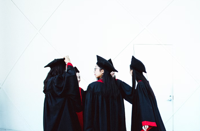 图源:unsplash由《留学生日报》发起主办的2024国际教育产业研讨会暨