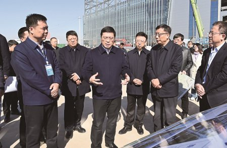 本报讯 (记者 叶芝花/文 王翔飞/摄)3月20日,省委常委,太原市委书记