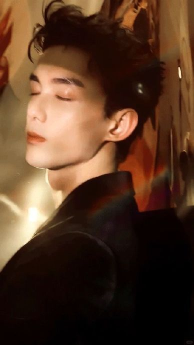 吴磊长相特点与表演风格的相互作用(上)|吴磊|表演_新浪新闻