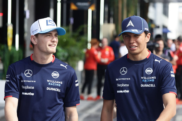 事已至此,用萨金特的底盘去好好比赛吧|阿尔本|亚历山大|萨金特_新浪