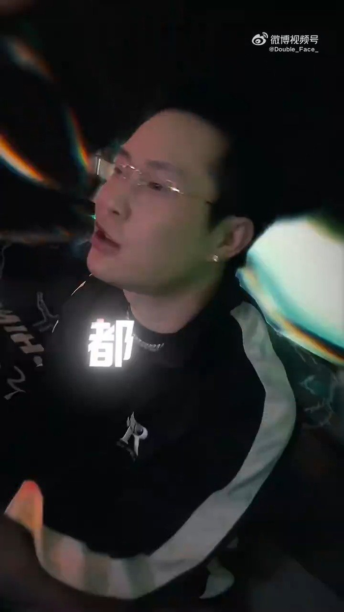 云南代表doubleface的海选日记你觉得他淘汰应该吗