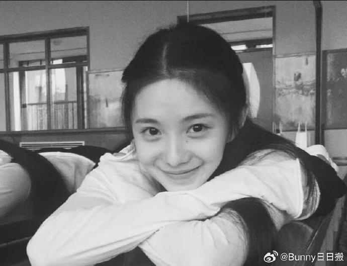 出道前还是素人的刘浩存,天生丽质的真美女