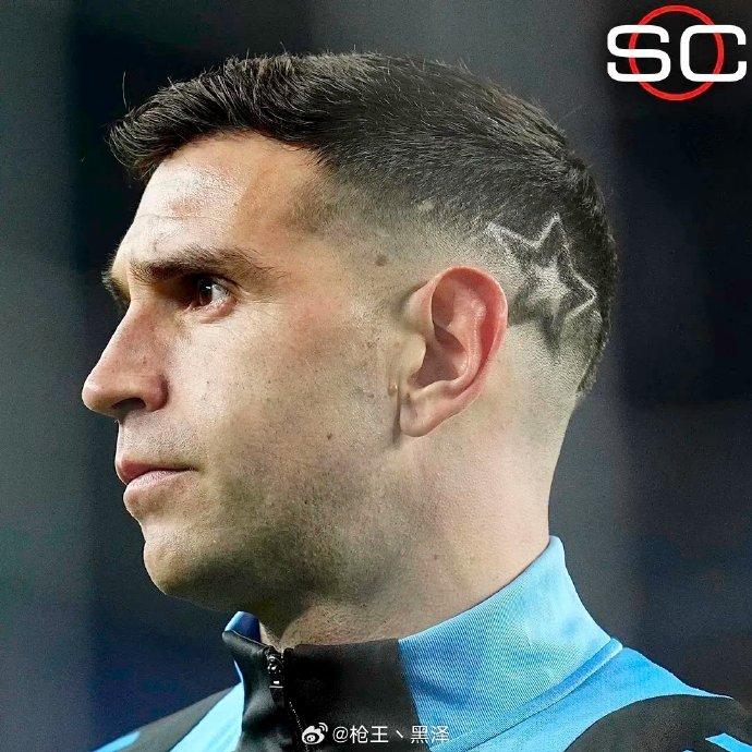 阿根廷世界杯冠军门将大马丁做了一个三星82发型,你觉得怎么样?
