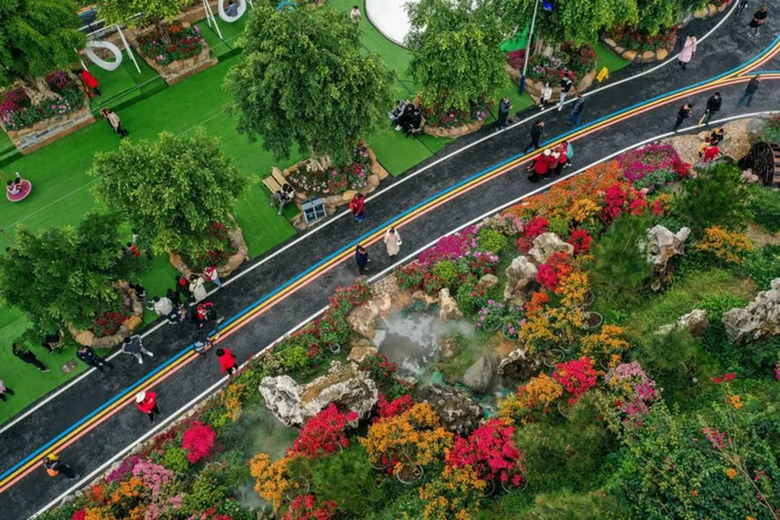 玉湖风景区位于全国水果第一县(市),广东省历史文化名城高州市境内,距