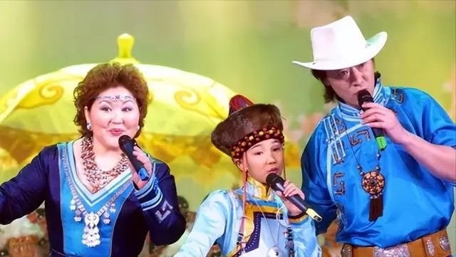 吉祥三宝现状:父亲早已去世,女儿远嫁韩国生子,母亲孤独一人|乌日娜