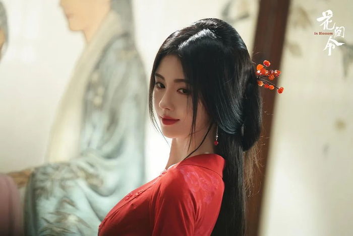 网红审美不要再荼毒古装妆造啦!|网红_新浪新闻